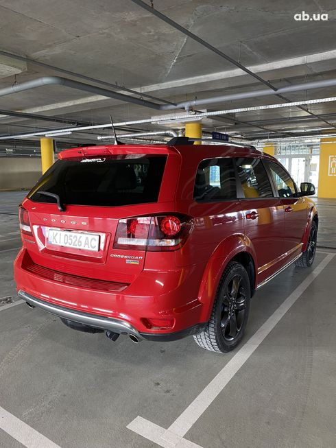 Dodge Journey 2019 красный - фото 6