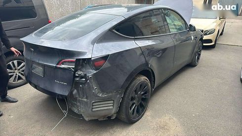 Tesla Model Y 2022 - фото 2