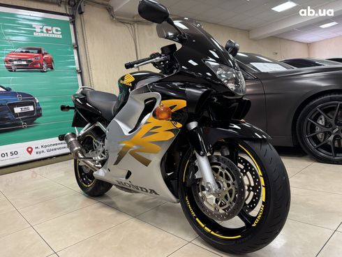 Honda CBR 2000 черный - фото 6