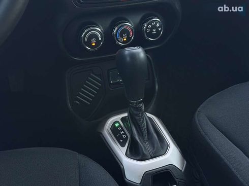 Jeep Renegade 2015 - фото 24