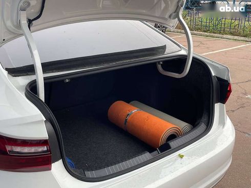 Volkswagen Jetta 2020 - фото 30