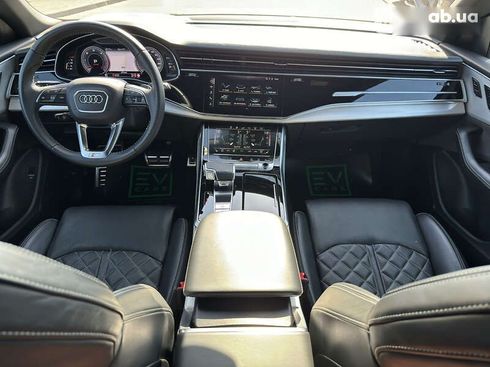 Audi Q8 2020 - фото 25