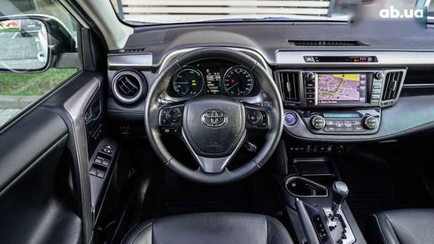 Toyota RAV4 2017 - фото 9