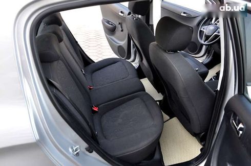 Hyundai i20 2012 - фото 22