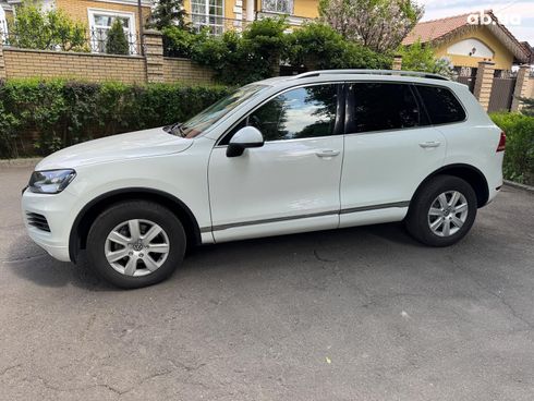 Volkswagen Touareg 2014 белый - фото 10