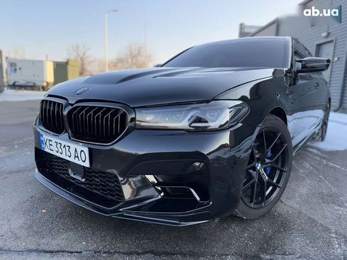 BMW 5 серия 2018 - фото 4