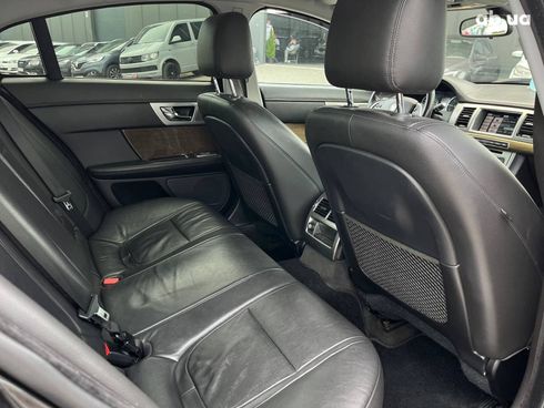 Jaguar XF 2015 серый - фото 10