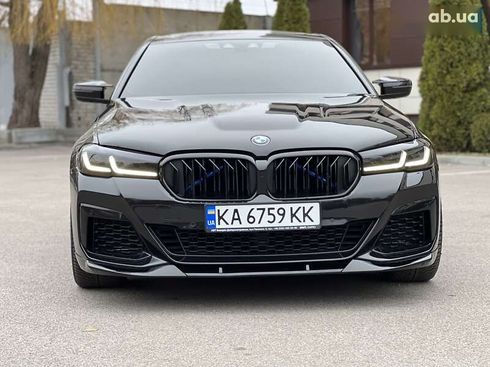 BMW 5 серия 2019 - фото 15