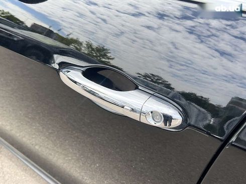 Maserati Quattroporte 2017 - фото 17