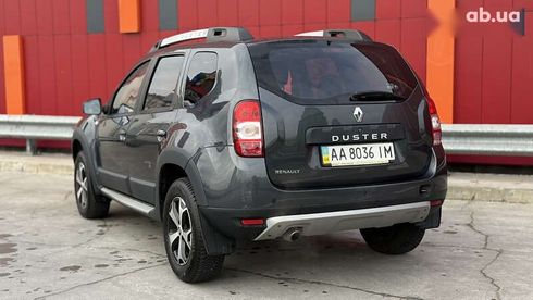 Renault Duster 2017 - фото 15