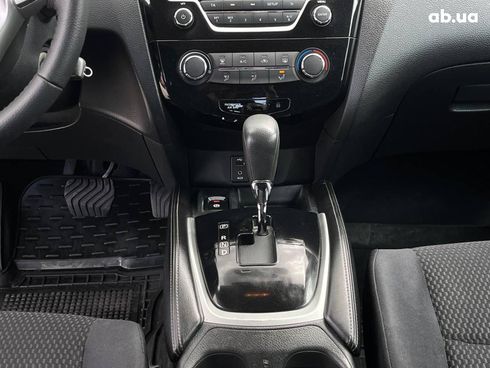 Nissan Qashqai 2014 красный - фото 37