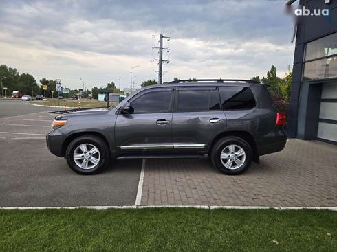 Toyota Land Cruiser 2012 - фото 25
