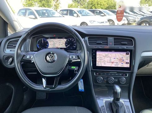 Volkswagen e-Golf 2020 - фото 23