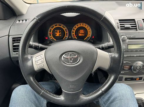 Toyota Corolla 2008 - фото 19