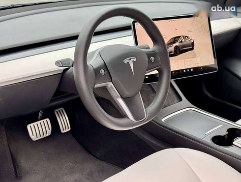 Tesla Model 3 2023 - фото 16