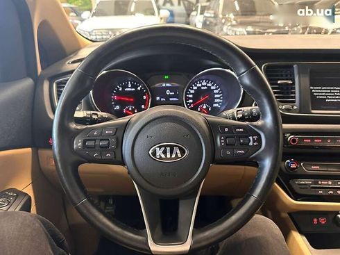 Kia Carnival 2020 - фото 13