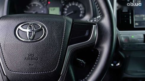 Toyota Land Cruiser Prado 2019 - фото 18