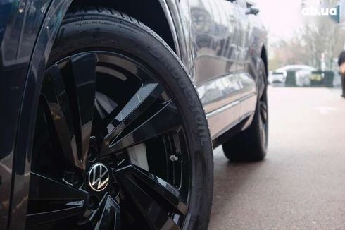 Volkswagen Touareg 2023 - фото 17