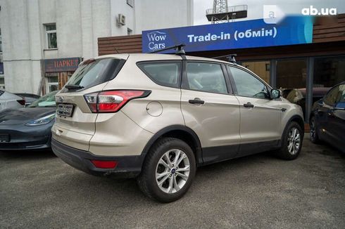 Ford Escape 2017 - фото 11