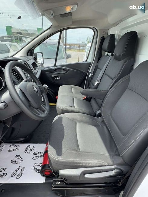Renault Trafic 2020 - фото 13