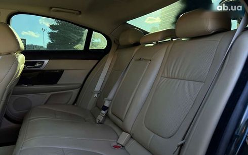Jaguar XF 2010 - фото 11