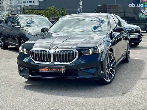 BMW 5 серия 2023 - фото 26