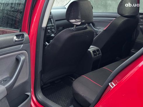 Volkswagen Golf 2007 красный - фото 9