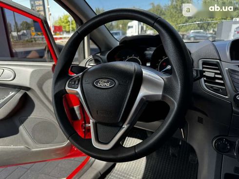 Ford Fiesta 2013 - фото 23