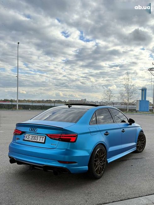 Audi A3 2020 - фото 14