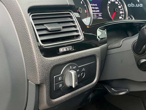 Volkswagen Touareg 2013 белый - фото 35