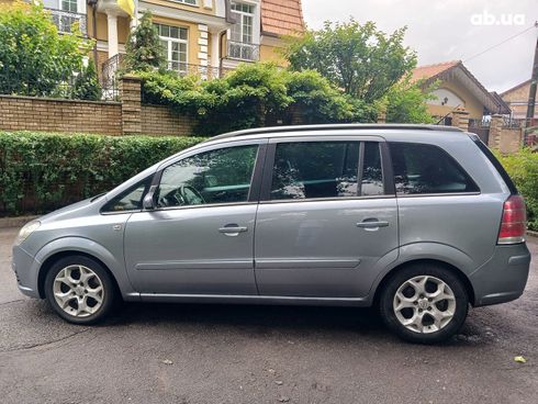 Opel Zafira 2005 серый - фото 8