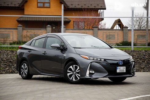 Toyota Prius 2017 - фото 6