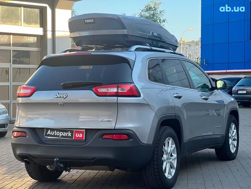 Jeep Cherokee 2015 серый - фото 9