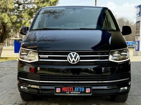 Volkswagen Multivan 2016 - фото 9