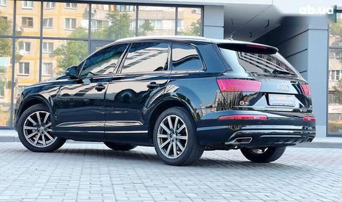 Audi Q7 2017 - фото 11