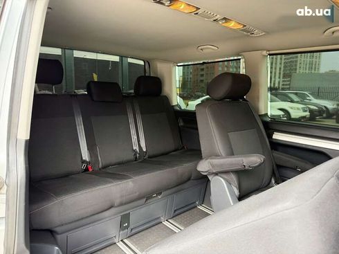 Volkswagen Multivan 2012 - фото 19