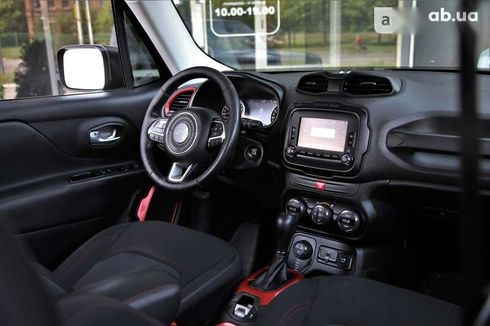 Jeep Renegade 2016 - фото 12