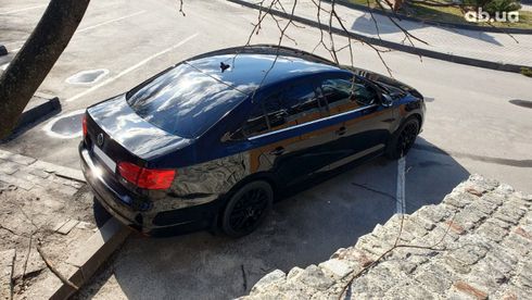 Volkswagen Jetta 2012 черный - фото 2