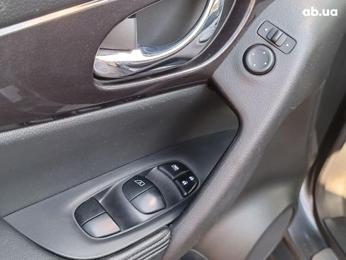 Nissan Rogue 2018 серый - фото 23