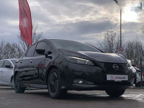 Nissan Leaf 2022 - фото 11