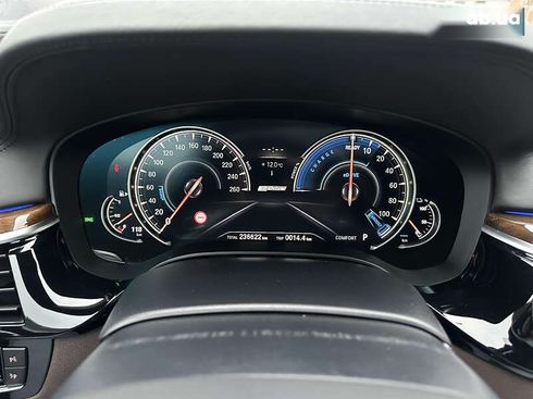 BMW 5 серия 2018 - фото 21