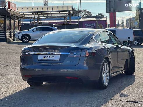Tesla Model S 2020 - фото 12