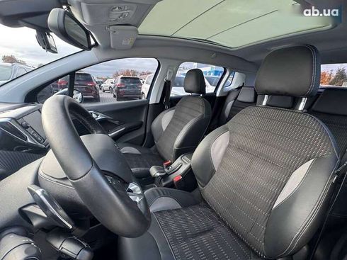 Peugeot 2008 2015 - фото 17
