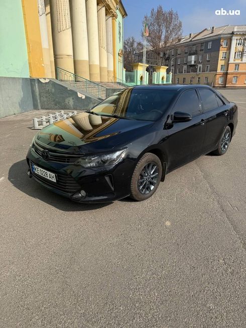 Toyota Camry 2015 черный - фото 14