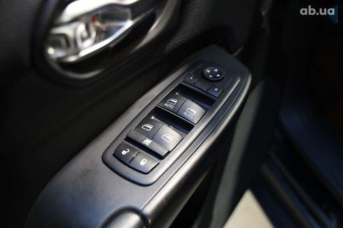 Jeep Cherokee 2019 - фото 19