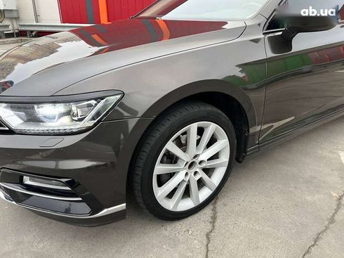 Volkswagen Passat 2018 - фото 29