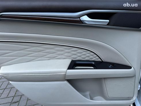 Ford Fusion 2017 белый - фото 11