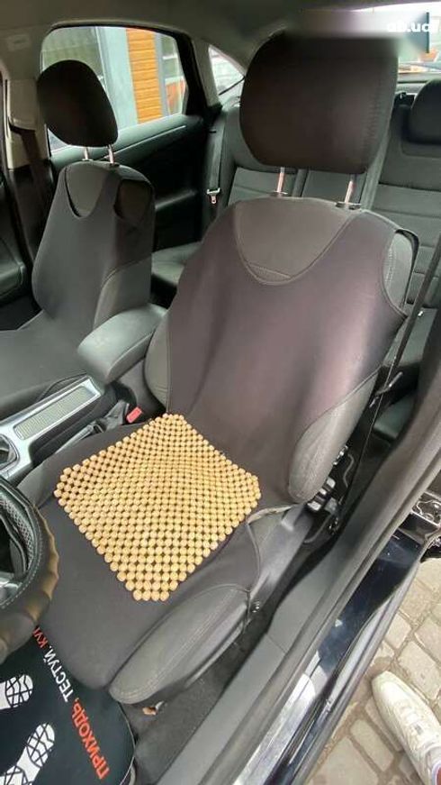 Ford Mondeo 2011 - фото 18