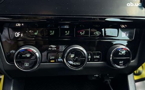 Skoda Octavia 2019 - фото 15