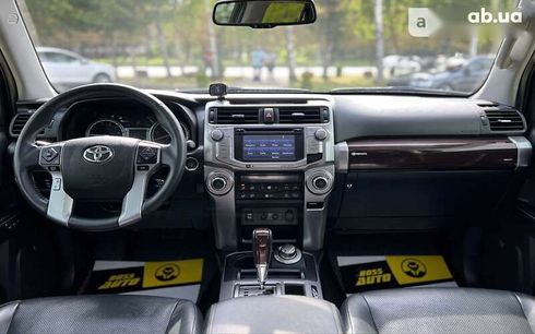 Toyota 4Runner 2017 - фото 18